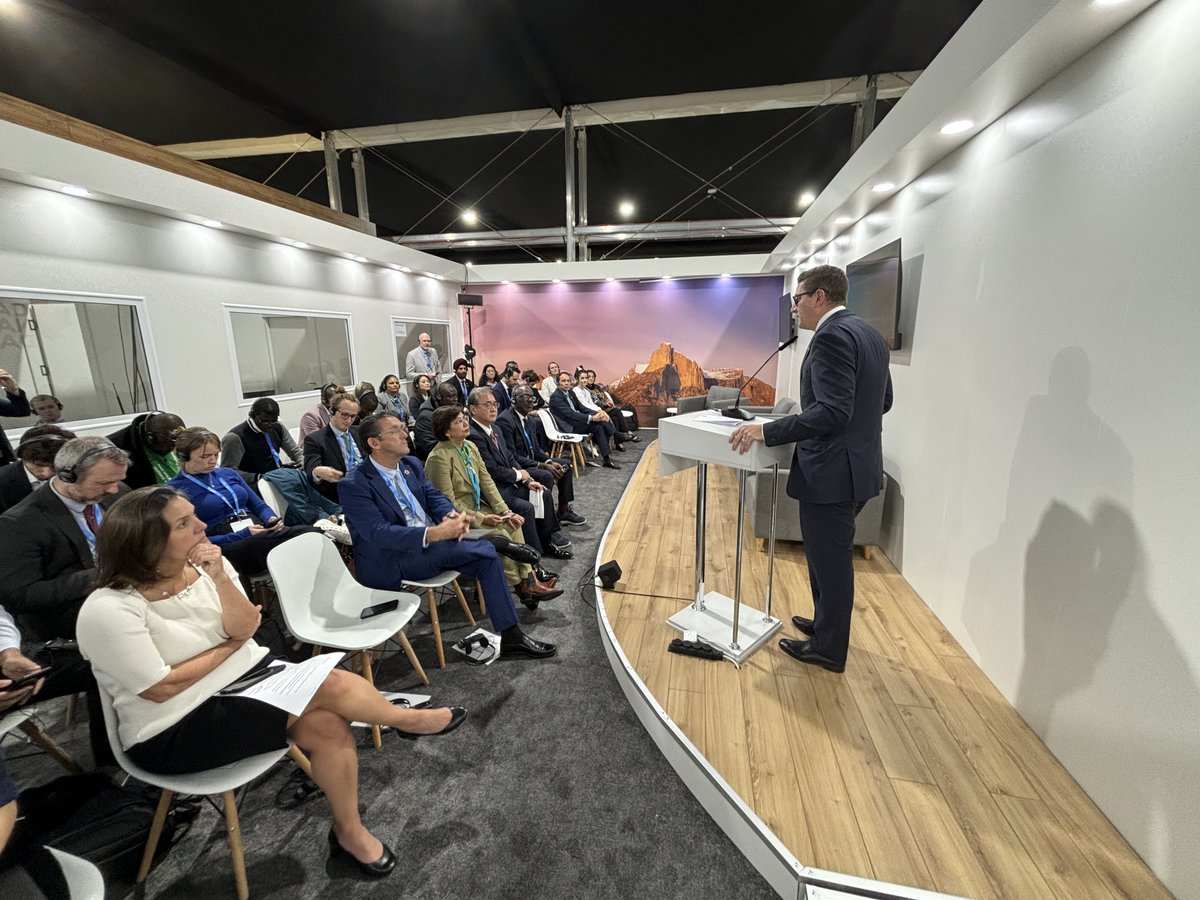 Environment Canada tweet media