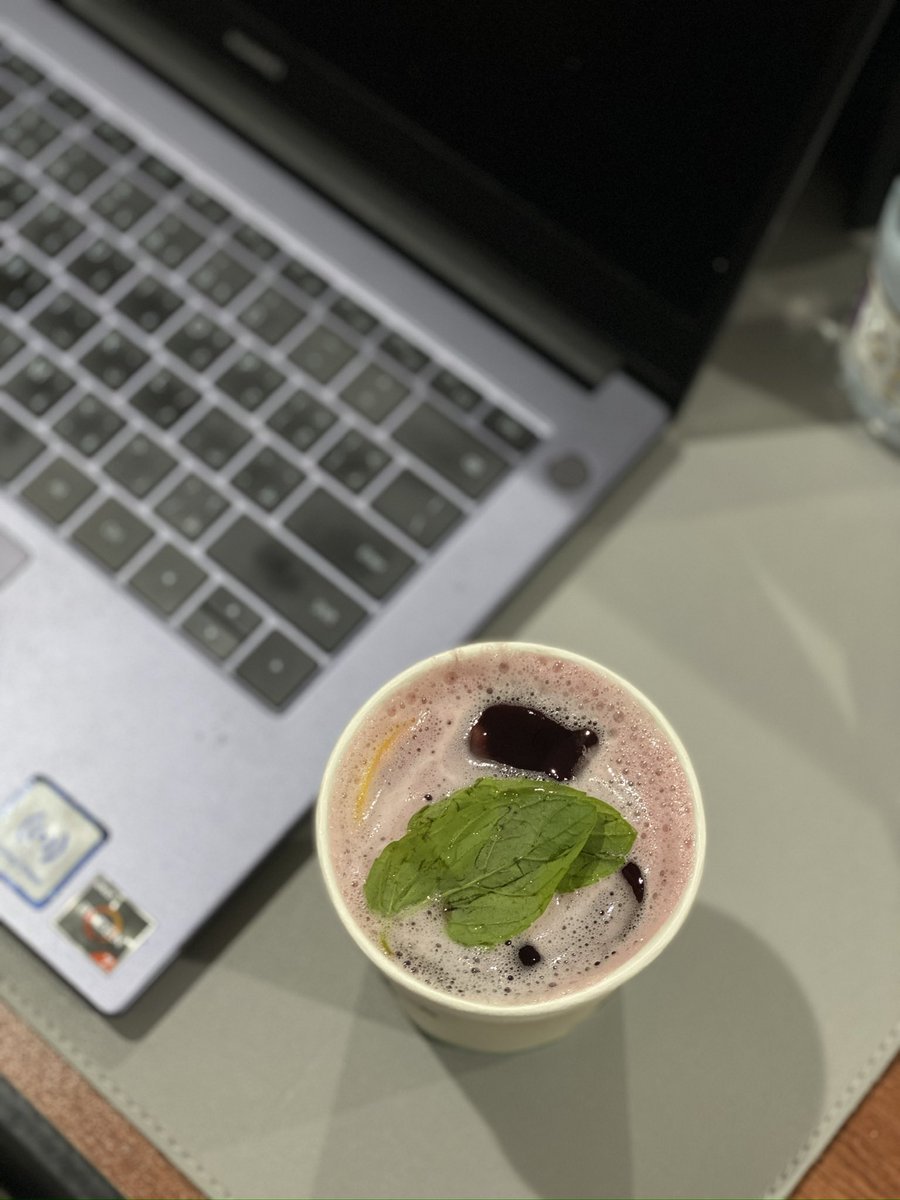 هكذا كان صباح الخميس بعد اطول اسبوع مر بحياتي 🥳