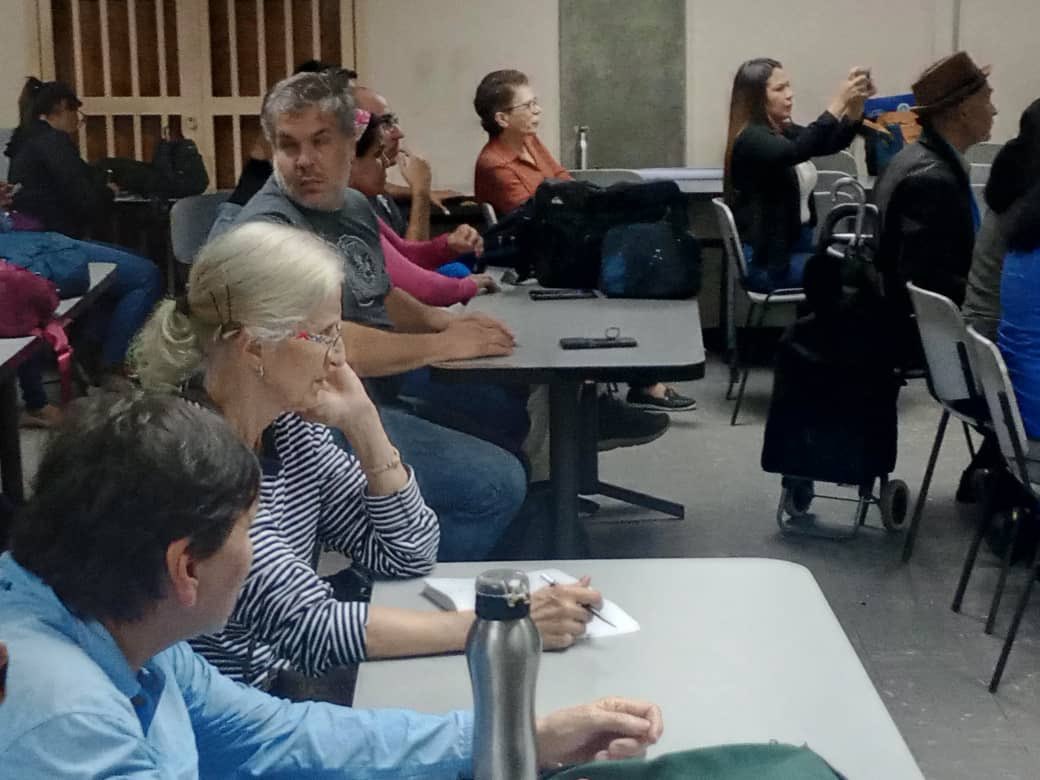 #21Nov | Desde la Facultad de Farmacia (<a href="/FarmaciaUCV/">Farmacia UCV</a>) se lleva a cabo el simposio "Diagnóstico socioambiental y participativo del parque nacional Laguna de Tacarigua", en el marco de la LXXIV Convención Anual de la AsoVAC (<a href="/asovaccaracas/">AsoVAC Caracas</a>). 

#UCV