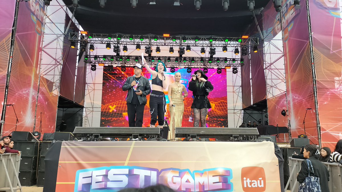 S t e l l a r | Psicóloga y Gamer 🎮 tweet media