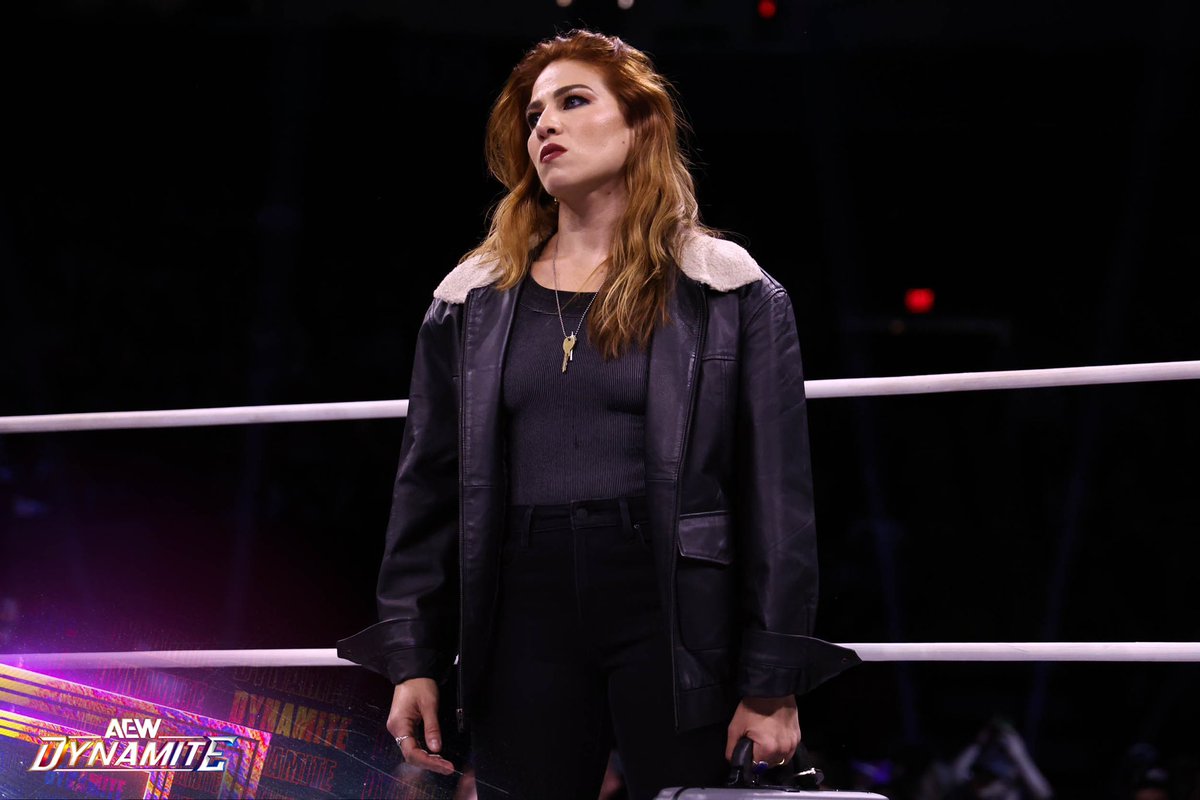 MarinaShafir's tweet image. Entertained #TheProblem