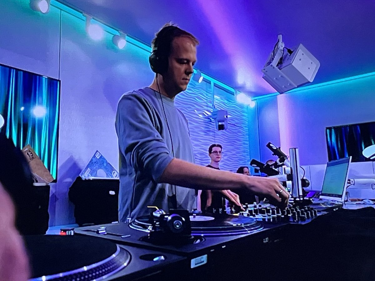 RZalischuk's tweet image. @asot 
Loving it! 🥰 
#ASOT1200 
#AllVinyl