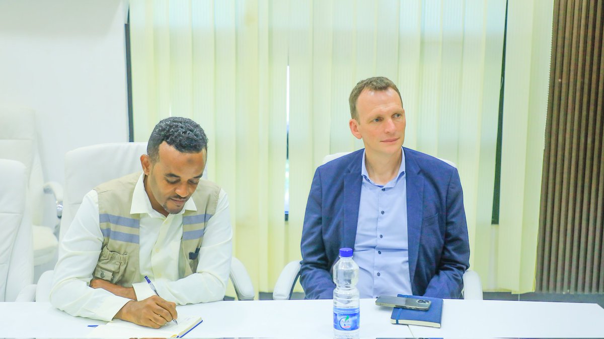 Awel Arba tweet media