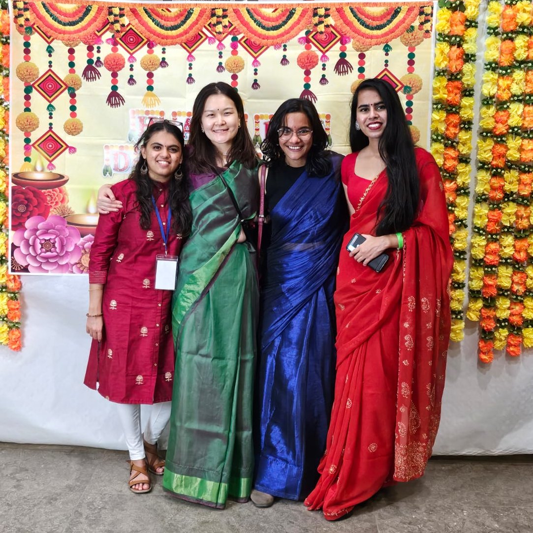 Shevchenko Lab (@labshevchenko) on Twitter photo 🪔Every year our international scientific community <a href="/mpicbg/">MPI-CBG Dresden</a> is invited to celebrate traditional Festival of lights #Diwali with our Indian colleagues and friends. Our beautiful smart young #scientists Viditha, Elsa, Arittri & Pragati hung up lab coats - it's #sari time today! 😊 🪔Every year our international scientific community <a href="/mpicbg/">MPI-CBG Dresden</a> is invited to celebrate traditional Festival of lights #Diwali with our Indian colleagues and friends. Our beautiful smart young #scientists Viditha, Elsa, Arittri & Pragati hung up lab coats - it's #sari time today! 😊