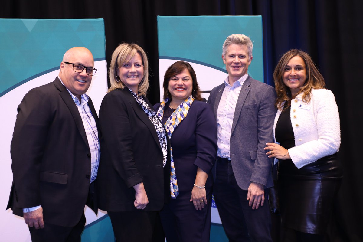 GoodwillAmity's tweet image. Last week’s #PowerOfWork Awards was a huge success, &amp;amp; we couldn’t have done it without our sponsors - especially our Presenting Sponsor, @RBC!
But RBC’s impact extends far beyond the event. 
1/3

#RBC #GoodwillPowerLunch #GoodwillAmity #CommunityImpact #WorkChangesLives #ThankYou