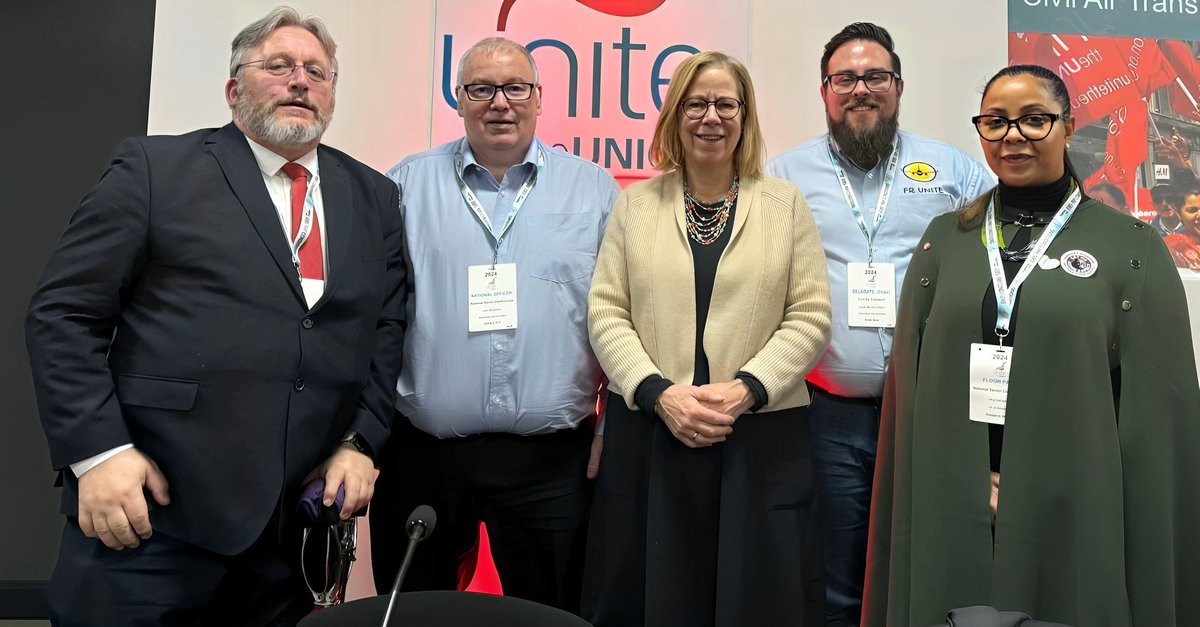 We had a very productive meeting yesterday with <a href="/RuthCadbury/">Ruth Cadbury</a> - Chair of the Transport Select Committee - over issues within the transport sectors at the <a href="/unitetheunion/">Unite the union: join a union</a> Sector Conferences in Brighton

#union #unite #tradeunion #transport #CAT #civilaviation #conference