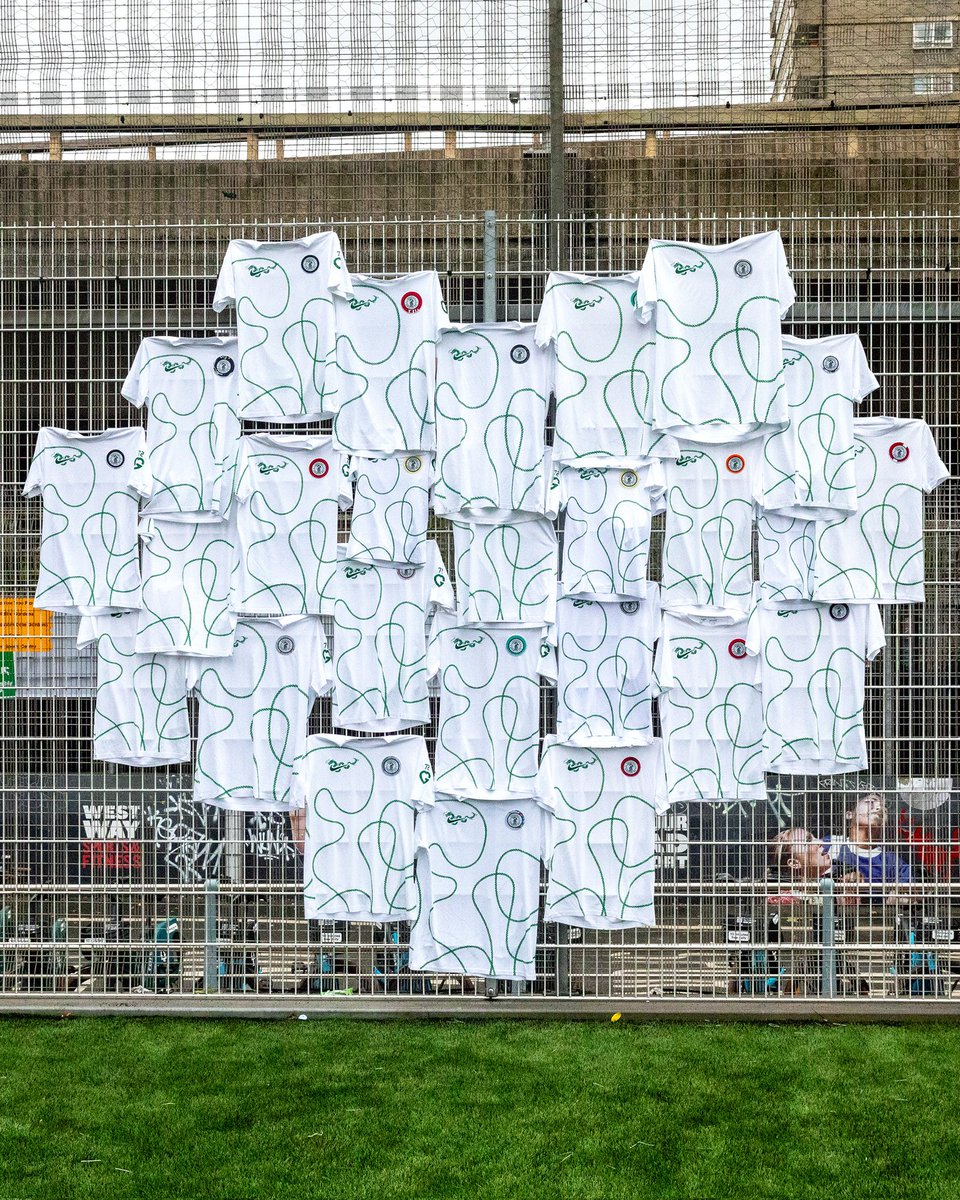 World Tomlinson tweet media