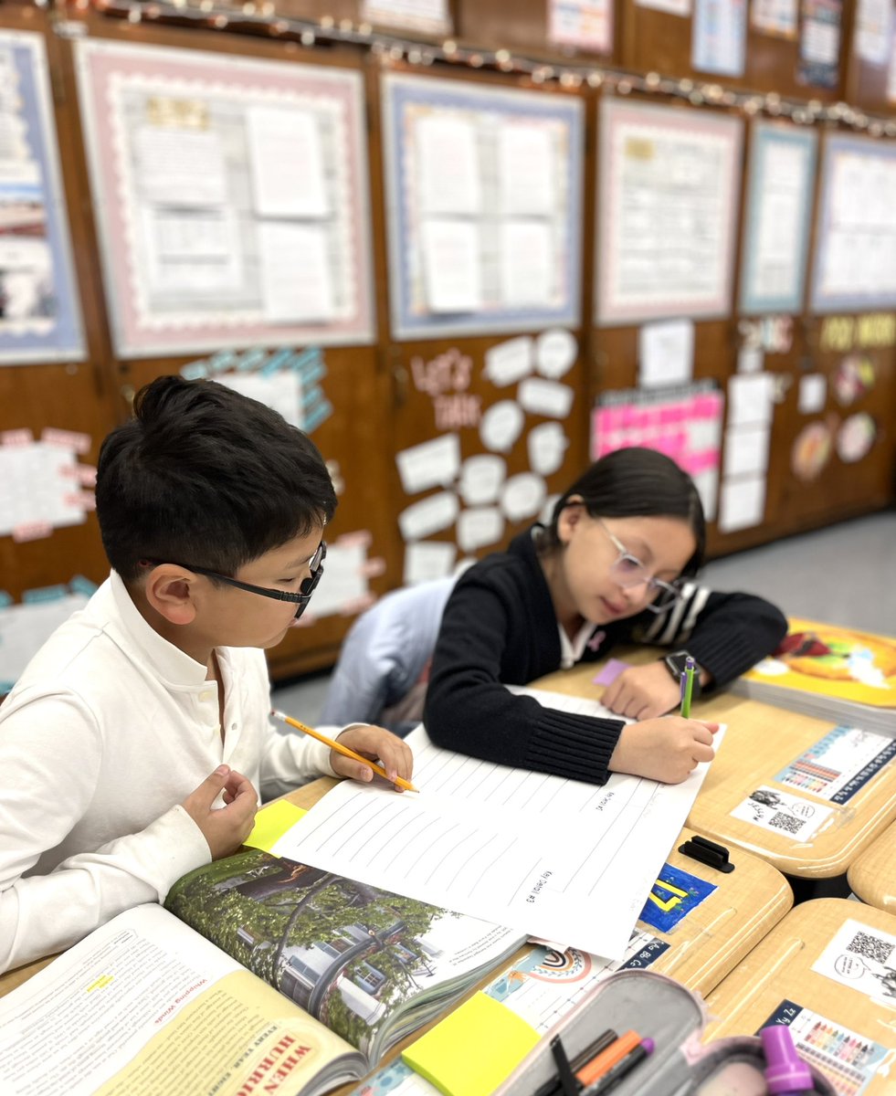 Mrs. O’Malley & Ms. Leoutsakos PS 66Q Class 502 tweet media