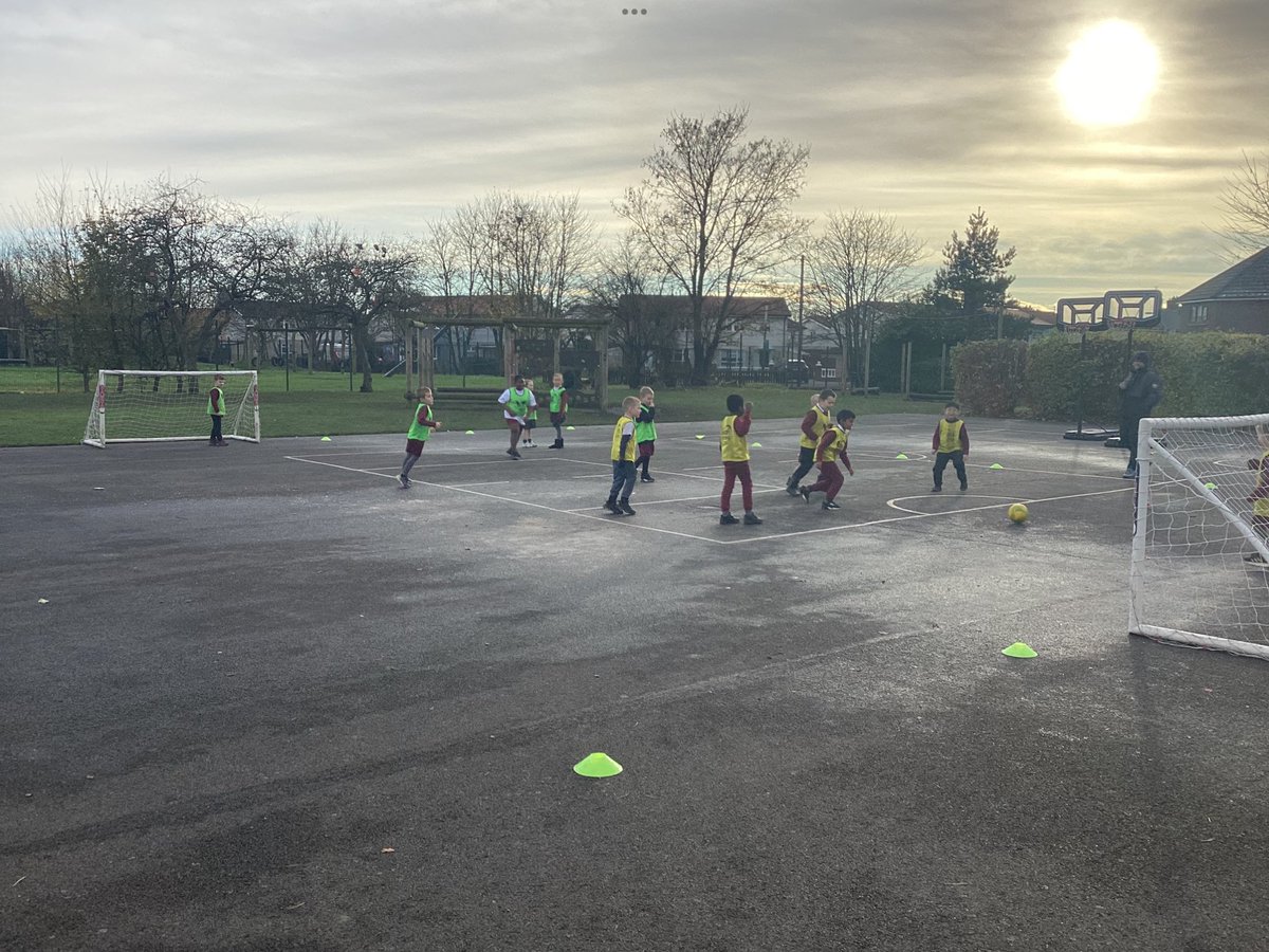 Mr Collett tweet media