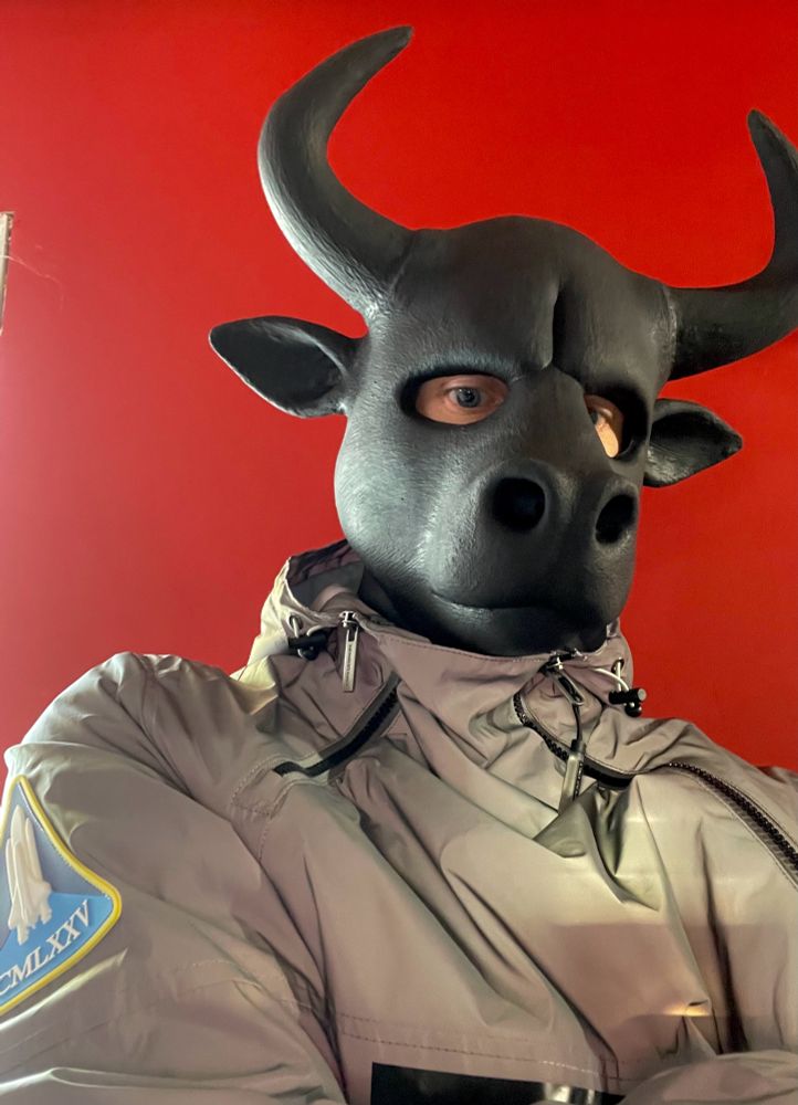 NobleGalacticAD's tweet photo. BLACK FRIDAY/WEEKEND BULL HOOD SALE
25% off QUOTED Bull hood price. (plus shipping)

Rubber Bull Hood Price: 400+ Canadian Dollar (Minus sale of 25%) Plus shipping

(Pure Black hoods are 400 Canadian Dollar).
(Painted Bull Hoods tend to range from 450 to 550 Canadian Dollar depending on pattern complexity).

If interested, Please DM me.

(Bull Mask being worn, picture credit: @HardBoyATL on X/Twitter 
or on Bluesky:
https://t.co/t0j5KudDnL )