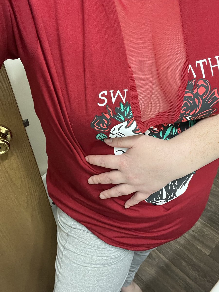 Kocam yurtdisina gidince sağ olsun çevredeki erkek tanıdıklar hep hal hatır sormadan gitmiyo ne iyi insanlar var çevremdee