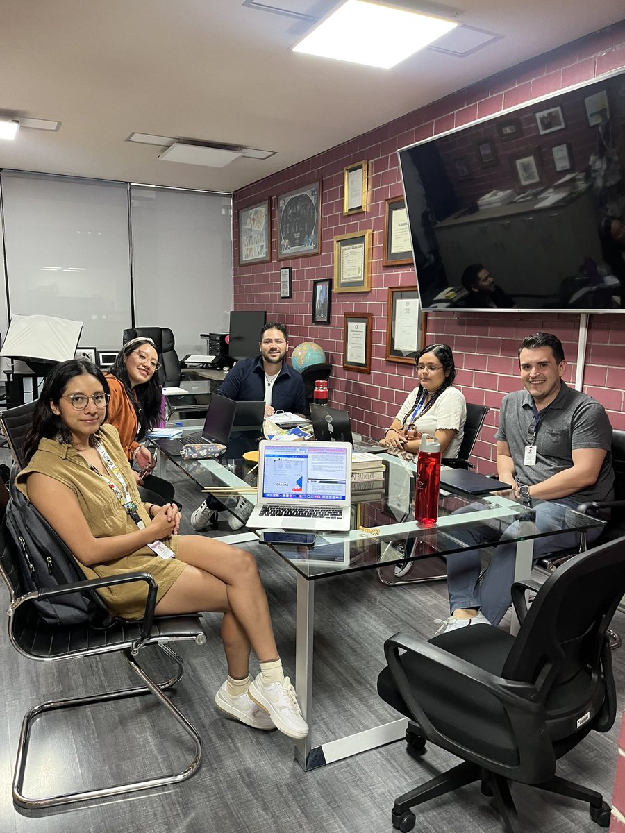 Nabetse Blas (@blasnabetse) on Twitter photo Nuestro equipo en capacitación, y listo para iniciar la Etapa 6. Validación y pilotaje del primer borrador de las guías mexicanas para promover actividad física, reducir comportamientos sedentarios y mejorar el sueño 🏃🏻♂️🌳🧘🏻♀️🍃🎮😴
<a href="/2ajm/">Alejandra Jauregui</a> <a href="/Medina_Kt/">Catalina Medina, Ph.D.</a> <a href="/cesar_halc/">César Hernández Alcaraz</a> <a href="/SBarquera/">Dr. Simón Barquera</a> <a href="/1CINyS/">CINyS - INSP</a> Nuestro equipo en capacitación, y listo para iniciar la Etapa 6. Validación y pilotaje del primer borrador de las guías mexicanas para promover actividad física, reducir comportamientos sedentarios y mejorar el sueño 🏃🏻♂️🌳🧘🏻♀️🍃🎮😴
<a href="/2ajm/">Alejandra Jauregui</a> <a href="/Medina_Kt/">Catalina Medina, Ph.D.</a> <a href="/cesar_halc/">César Hernández Alcaraz</a> <a href="/SBarquera/">Dr. Simón Barquera</a> <a href="/1CINyS/">CINyS - INSP</a>