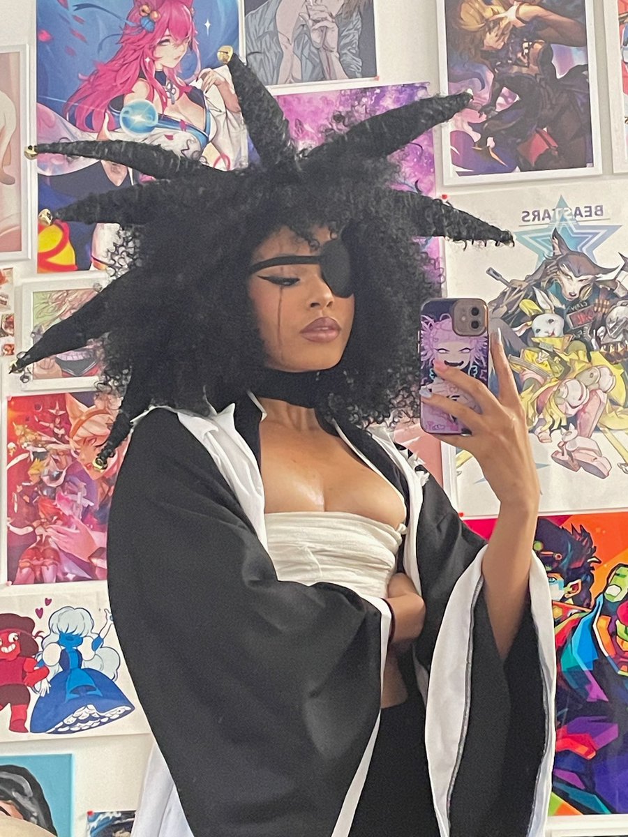 summerdru's tweet photo. this one was fun but i really love his og design with the bells on the tips so i mixed the 2 a bit 🙂‍↕️ https://t.co/iWRRaBTc7v