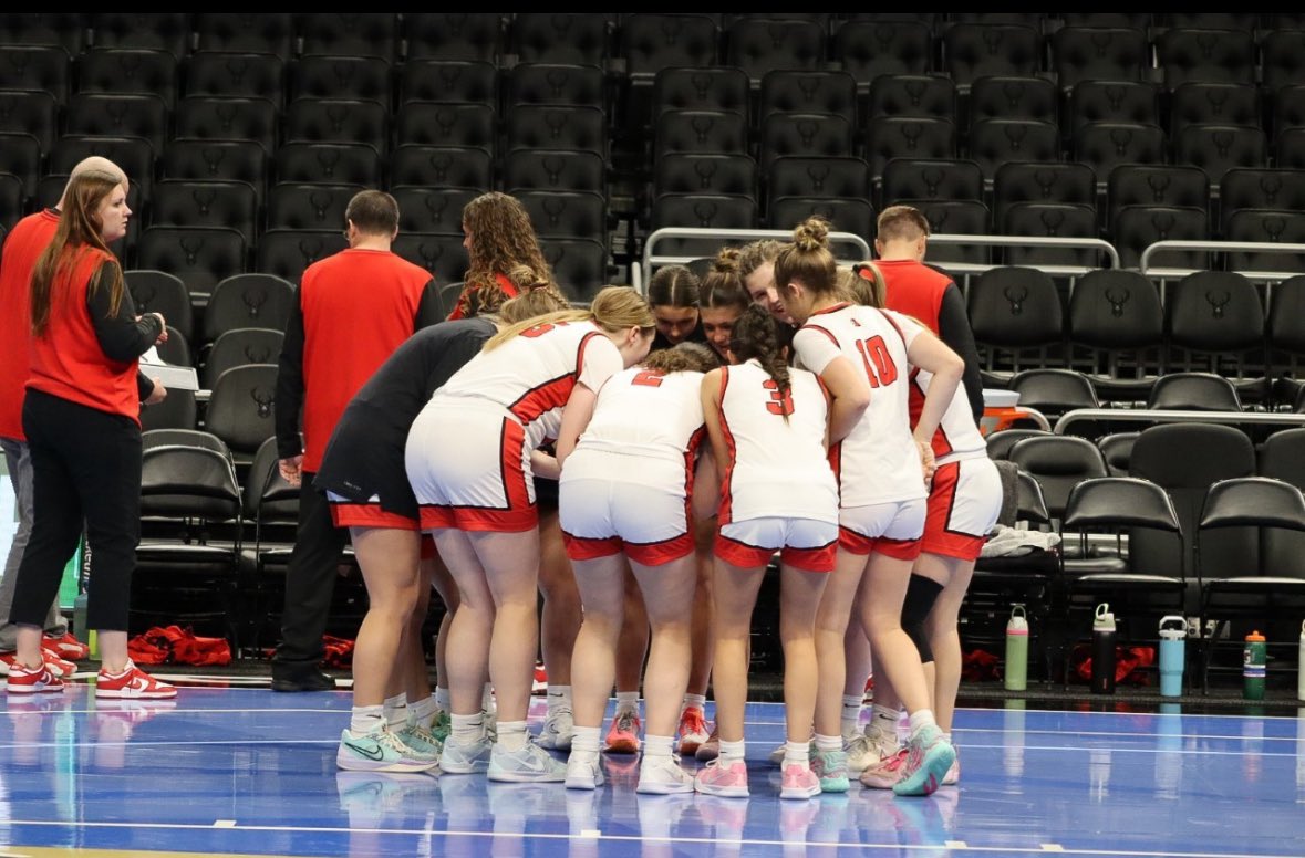 I had my first game of the season against Elkhorn today at Fiserv Forum. We won 67-49, I scored 10 points today!! Thank you Coach Skemp for organizing this amazing opportunity, and good job to all my teammates for a hard fought win!!@MHS_GBball