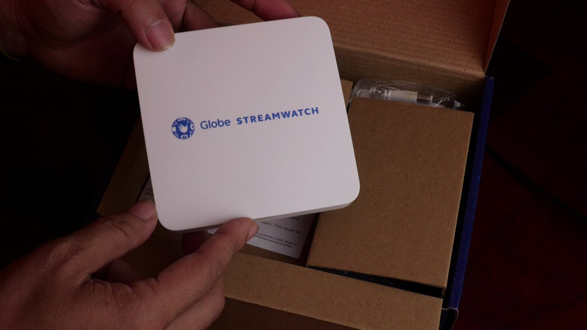 elmershox's tweet image. ultimate 2in1 solution for non-smart TVs! Stream your favorite apps  like YouTube, and Disney+ while seamlessly accessing local digital TV  channels—no additional TV Plus needed. This compact yet powerful device  is easy to set up, supports HD resolution #androidtvbox #elmershox