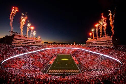 Back in the home state Saturday with <a href="/Vol_Football/">Tennessee Football</a> 🍊🍊!

<a href="/LevornH/">Coach Chop</a> 
<a href="/ocale94/">Mark Obryant</a>