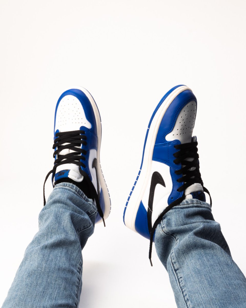 blue jordan 1 aesthetic