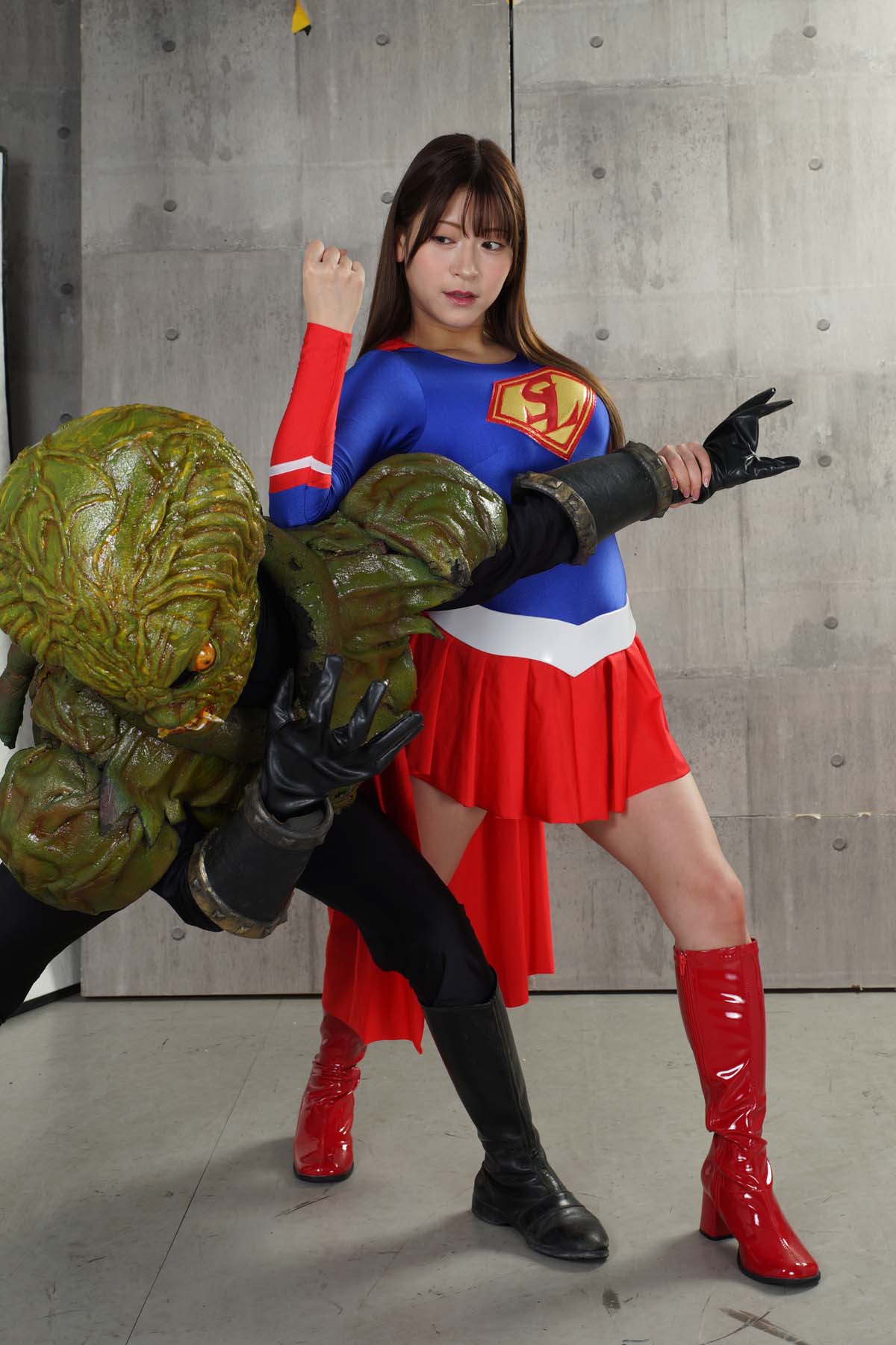 ギガヒロインリョナ 「ヒロインイキまくり スーパーレディ」先行イメージスチール ダウンロード近づいてきました 出演 #藤井レイラ  発売・撮影予定はブログで https://t.co/N7OvqQO03F #ヒロインイキまくり #スーパーレディ #リョナ  ※作品に本シーンは含まれてません https://t ...