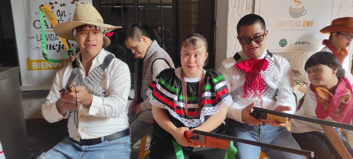 lacasadown's tweet image. 📷 La Revolución Mexicana fue un hecho histórico glorioso para nuestra nación que dio inicio el 20 de noviembre de 1910, hoy lo celebramos con mucho orgullo.
¡Viva México! ¡Viva la Revolución Mexicana!  
#LCDG #LaCasaDown #sindromededown  #20DeNoviembre #RevolucionMexicana