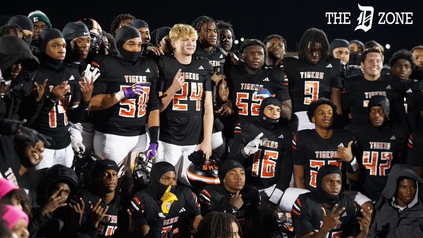 AasiaL1's tweet photo. SO PROUD OF MY ATHLETES!🐯🧡 
•
Thank you, Belleville Football ‘24 Team for allowing me to be your training mental performance coach, and mental health therapist. https://t.co/7lOZdexlgv