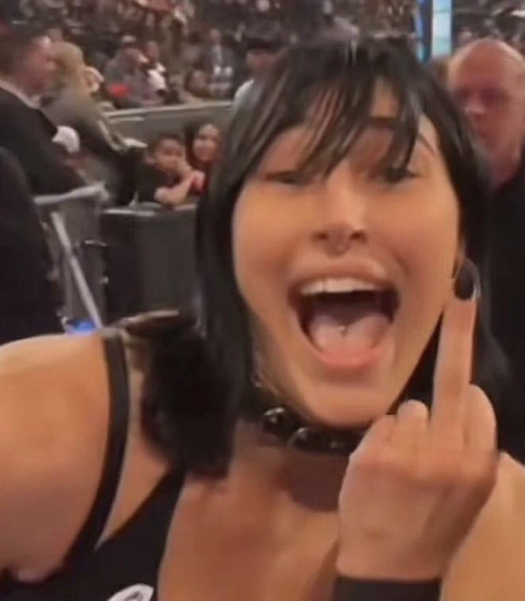 povripley's tweet photo. best reaction pics 
✨rhea ripley✨ a thread https://t.co/gDrzIKX2Py
