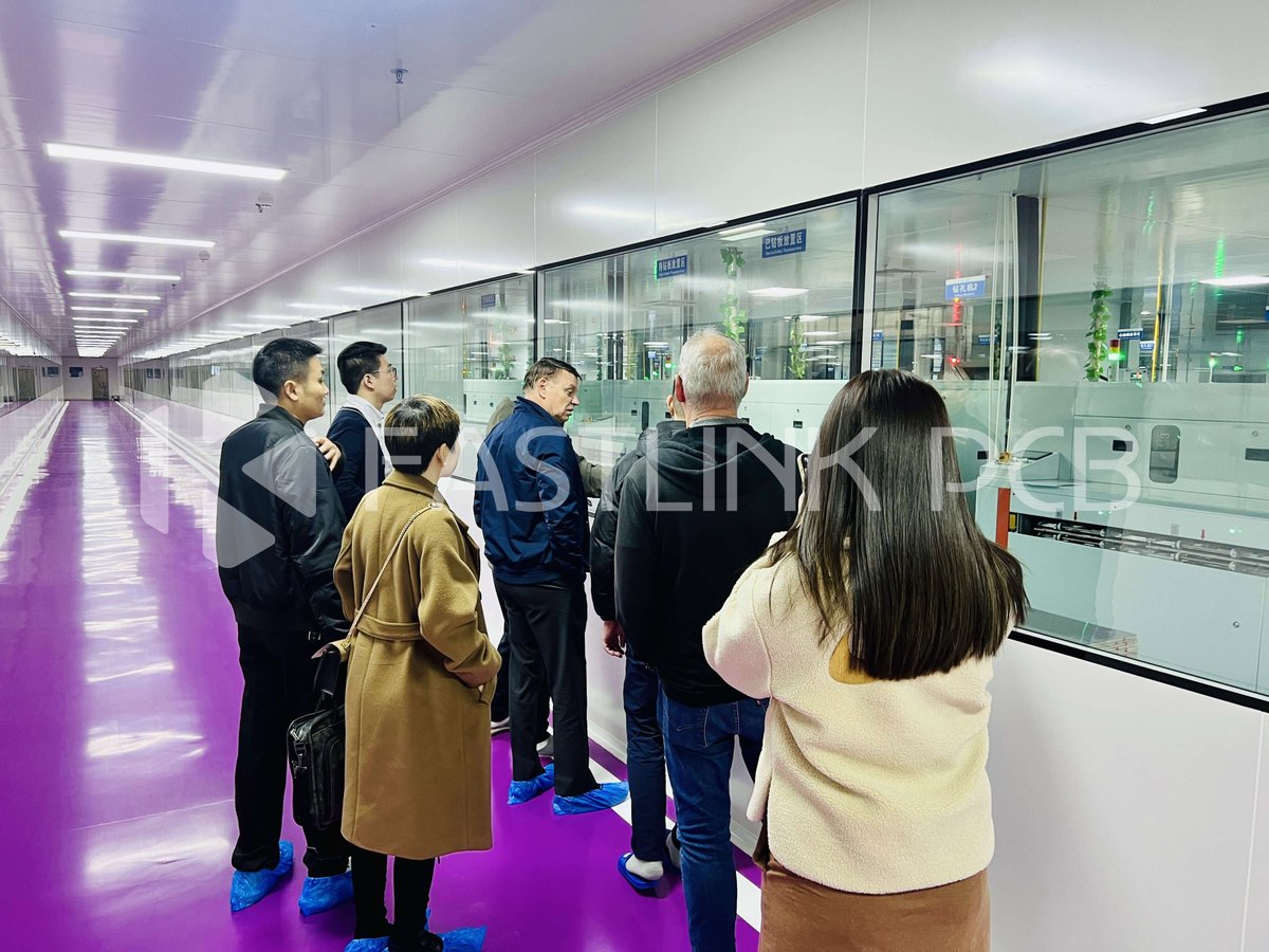 Jack_FastLink's tweet image. This week customers are visiting our automatic PCB factory in Chongqing😊
#Fastlinkpcb #PCB #PCBA #factory #manufacture #automatic #circuitboard #Mutilayer #rigidpcb #flexiblepcb #ceramicpcb #HDIpcb #impedencecontrol #aluminumpcb #highfrequency #industry