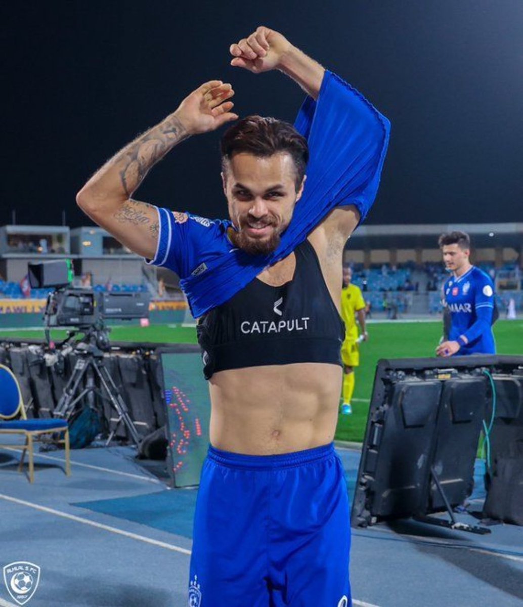 اهه لقيتها واجتني محنة شم 😭😭🫦🫦😫 
طبعا شكرا لكمم يامتابيع✨