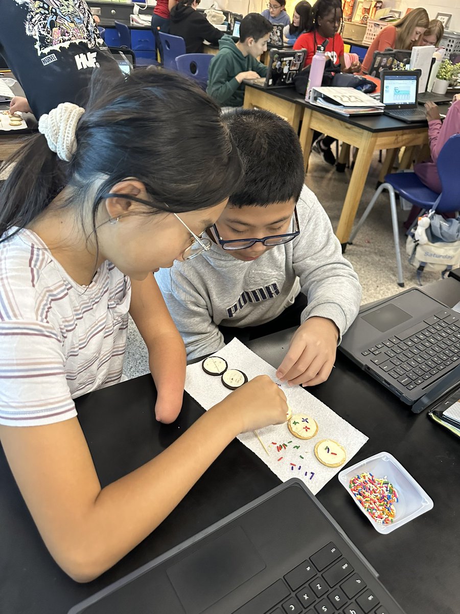 โ๐ ๐ค๐๐๐๐ฃ๐ช ๐๐๐ค๐ค๐๐๐๐๐ฃ ๐ฆ
tweet media