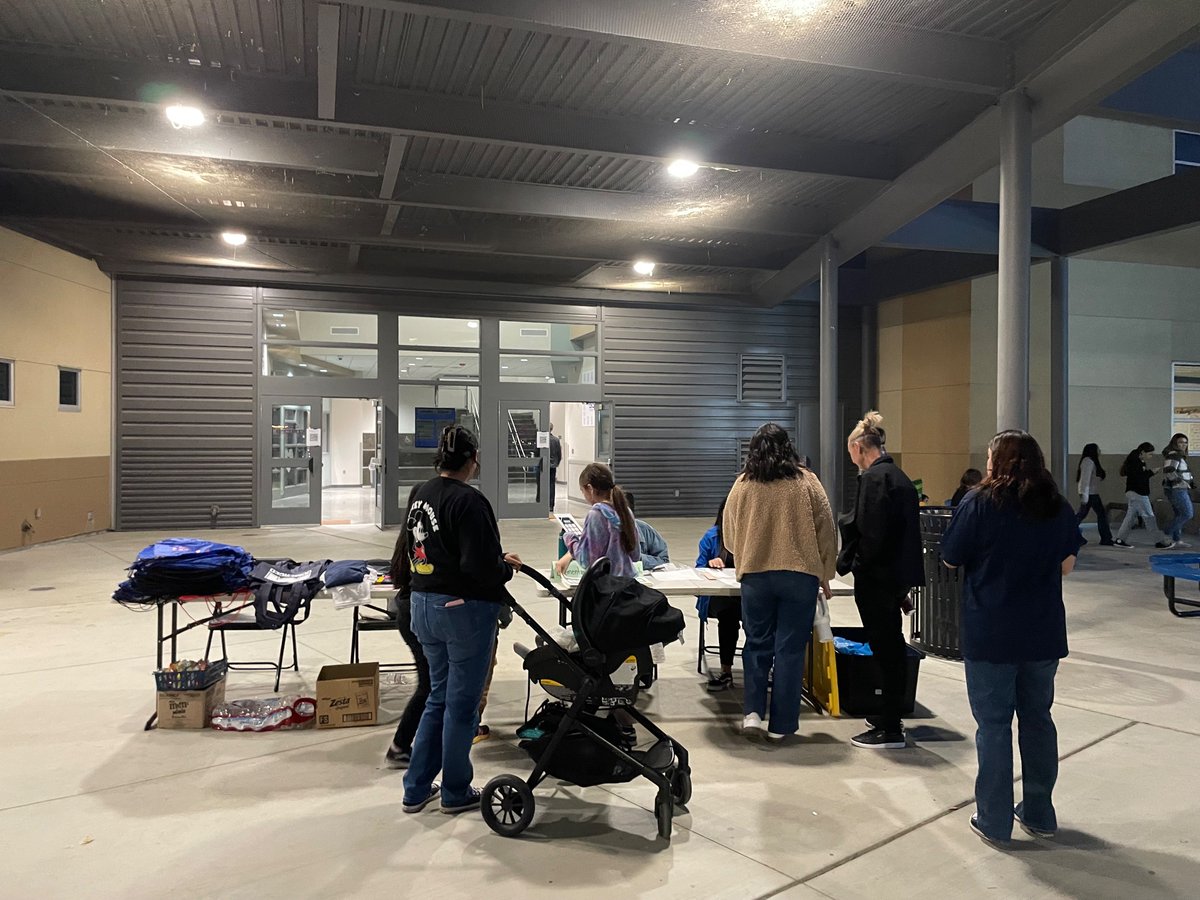 Come and join the fun at Ignite Your Curiosity at Ridgeview Middle School….check-in has started