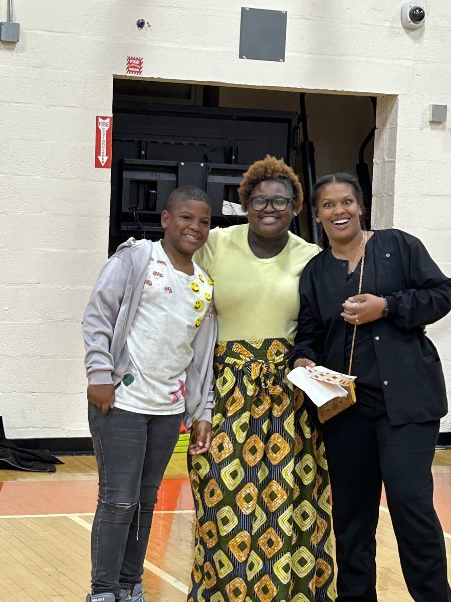 MadisonMiddleSchool tweet media