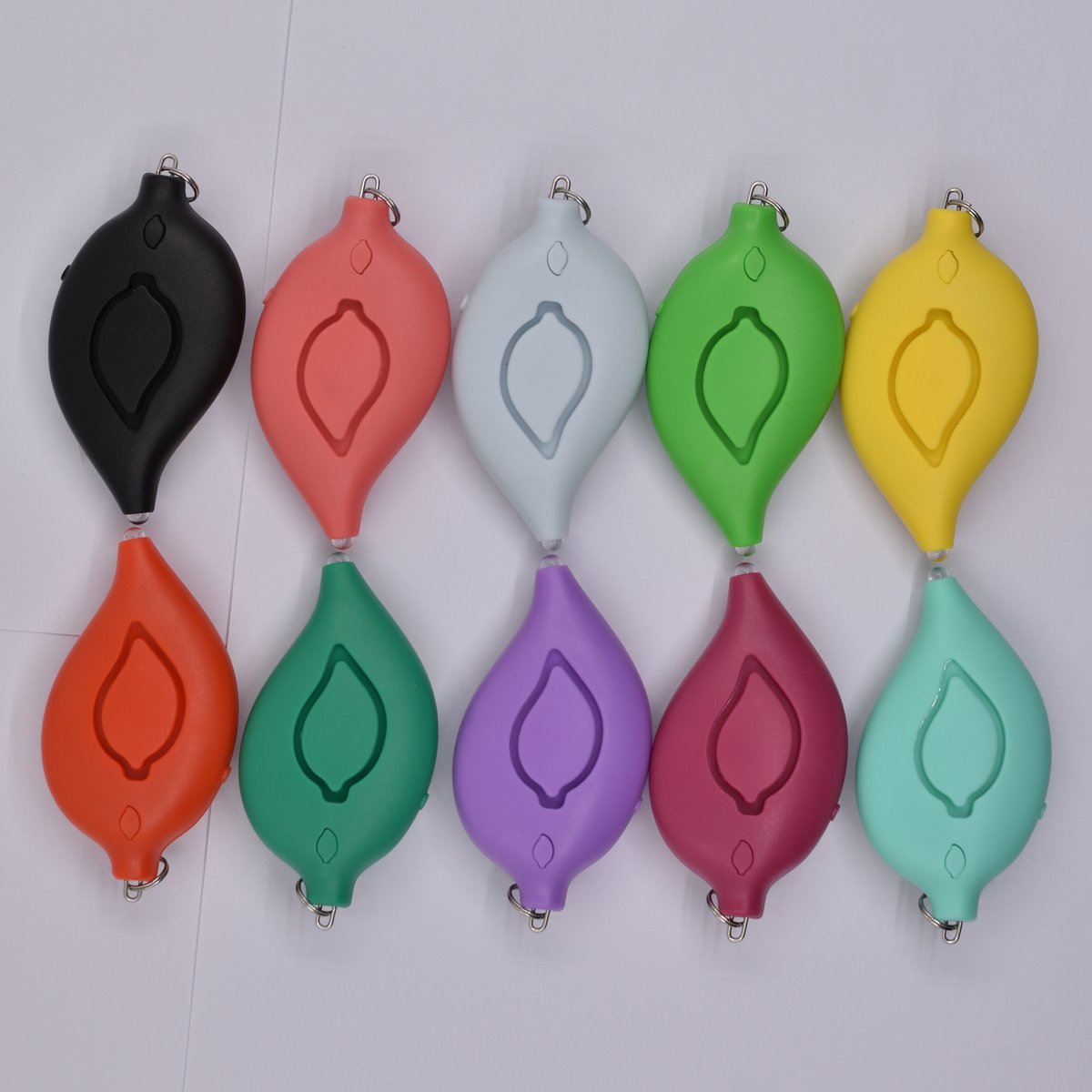 ZIQING_JP's tweet image. ✨ Lightweight and stylish, just 26g!
10 color options with bulk customization support.
Patented design by MYPRINCESS, available now on Amazon!
#StylishSafety #EasyToCarry