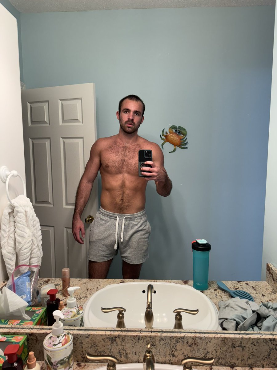 ryanscales's tweet photo. Eat steak and eggs. 
Sleep 9 hours. 
Get sunlight. 
Lift weights. 

Simple. https://t.co/3m4TEgGsFX