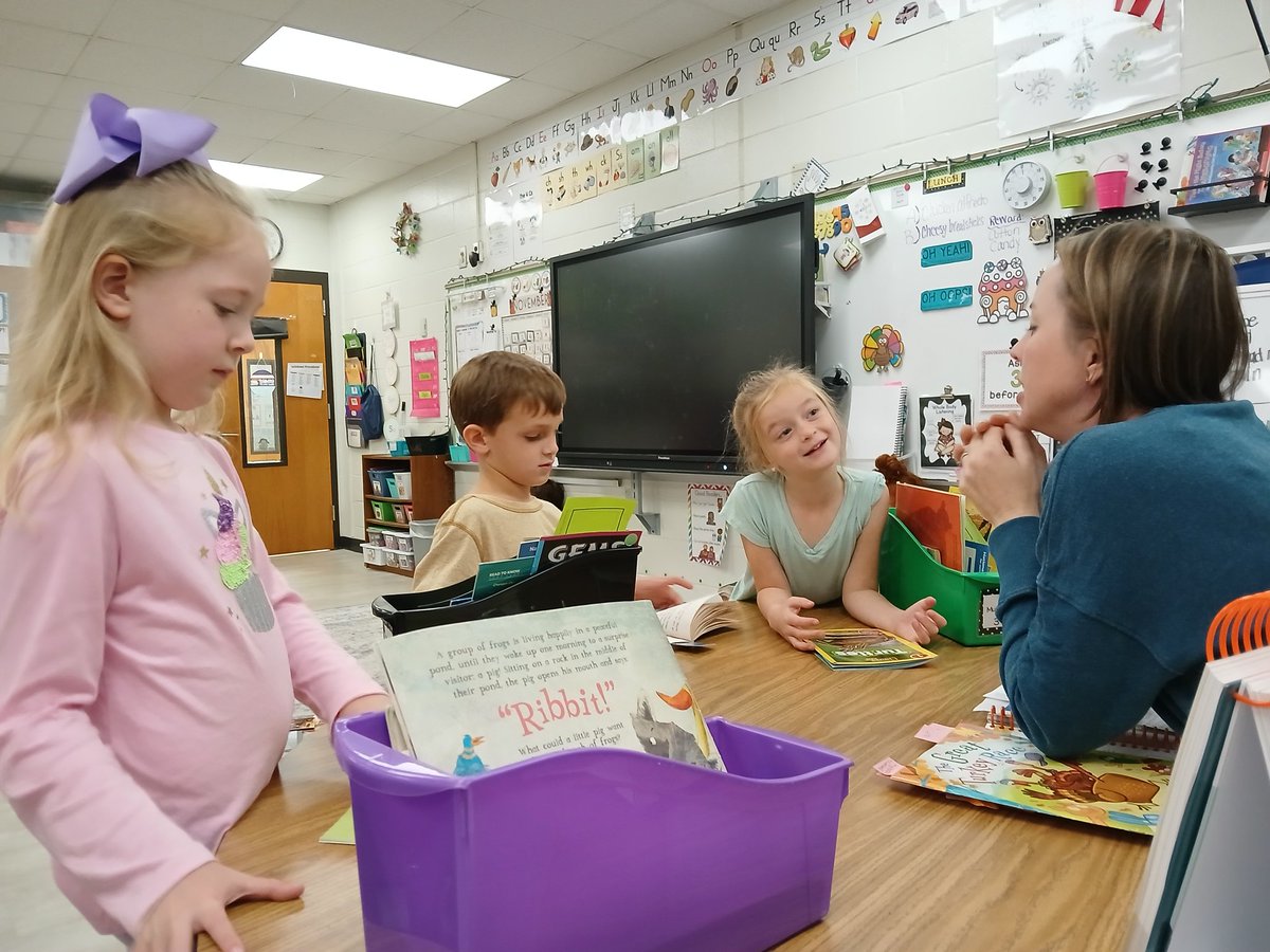 Sarah Armbruster (@sarmbruster_rmm) on Twitter photo So proud of the work these <a href="/RMMES_STEM/">R M Moore Elementary School STEM Academy</a> teachers are doing to #ElevateTheExcellenceCCSD. They are engaging in rich small group reading instruction, building comprehension strategies, and teaching students to apply their learning across all texts. <a href="/GrowingRdrsGA/">GrowingReaders_GA</a> <a href="/NicoleMoneyham/">Nicole Moneyham</a> So proud of the work these <a href="/RMMES_STEM/">R M Moore Elementary School STEM Academy</a> teachers are doing to #ElevateTheExcellenceCCSD. They are engaging in rich small group reading instruction, building comprehension strategies, and teaching students to apply their learning across all texts. <a href="/GrowingRdrsGA/">GrowingReaders_GA</a> <a href="/NicoleMoneyham/">Nicole Moneyham</a>