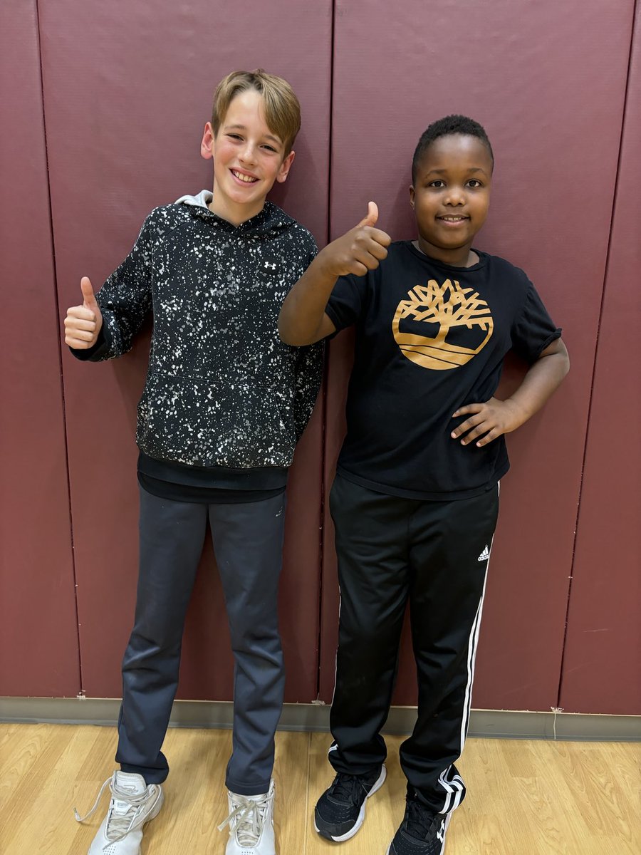 Ravenwood Elementary (@ravenwoodtiger) on Twitter photo Spelling bee time! So proud of all of our participants! <a href="/olatheschools/">Olathe Public Schools</a> #OPSmaketodaycount Spelling bee time! So proud of all of our participants! <a href="/olatheschools/">Olathe Public Schools</a> #OPSmaketodaycount