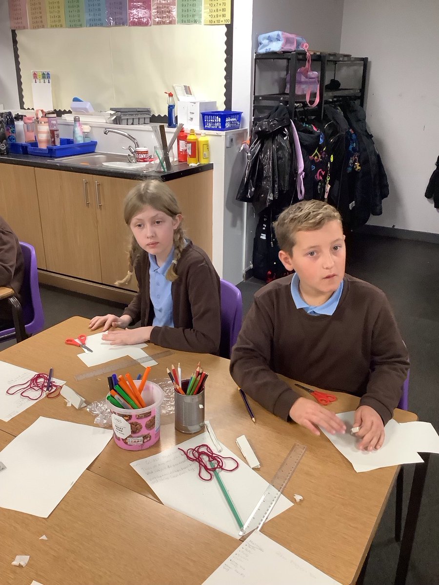 lfbriody's tweet photo. More ⁦@StBlanesGCC⁩ P7s glider build photos from FemEng week 3. https://t.co/SENqF1cW8G