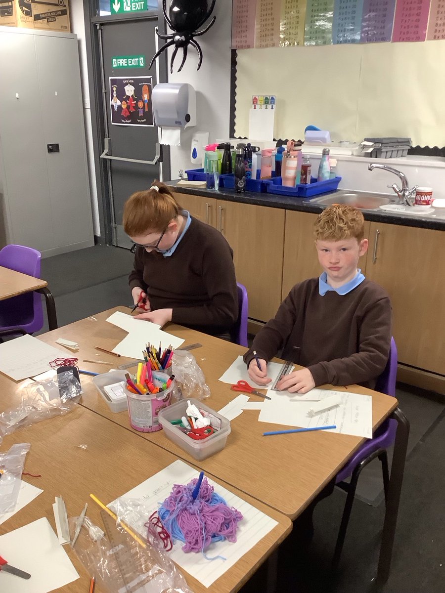 lfbriody's tweet photo. More ⁦@StBlanesGCC⁩ P7s glider build photos from FemEng week 3. https://t.co/SENqF1cW8G