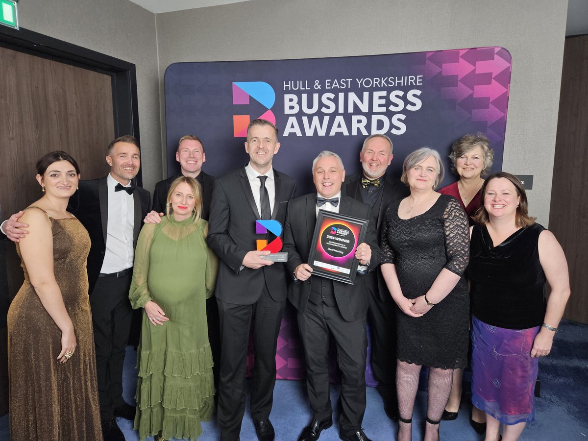 Winners! #sustainability <a href="/idealheating/">Ideal Heating</a> <a href="/HEYBizAwards/">HEY Business Awards</a> #heyba #idealheating #smileitsideal <a href="/DebraStephenson/">Debra Stephenson ☮️🕊️✌🏻🧘‍♀️🙏</a>