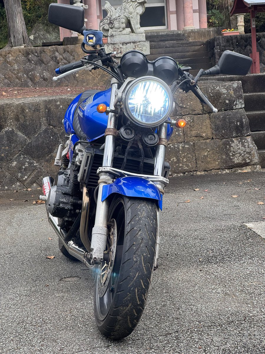 MASATO83514343's tweet photo. ちょっとバイクのハンドルを変えてみました。これからだんだんと寒くなって来るから乗るのも少なくなりますね🥶 https://t.co/krO1nBksSj