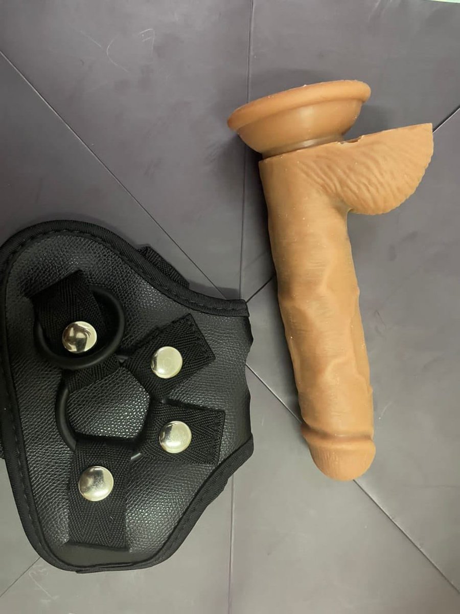 الصناعيات المتوفره 🙊🙊🍆🍆.

شحن جميع المملكة ♥️.
wa.me/966560070164