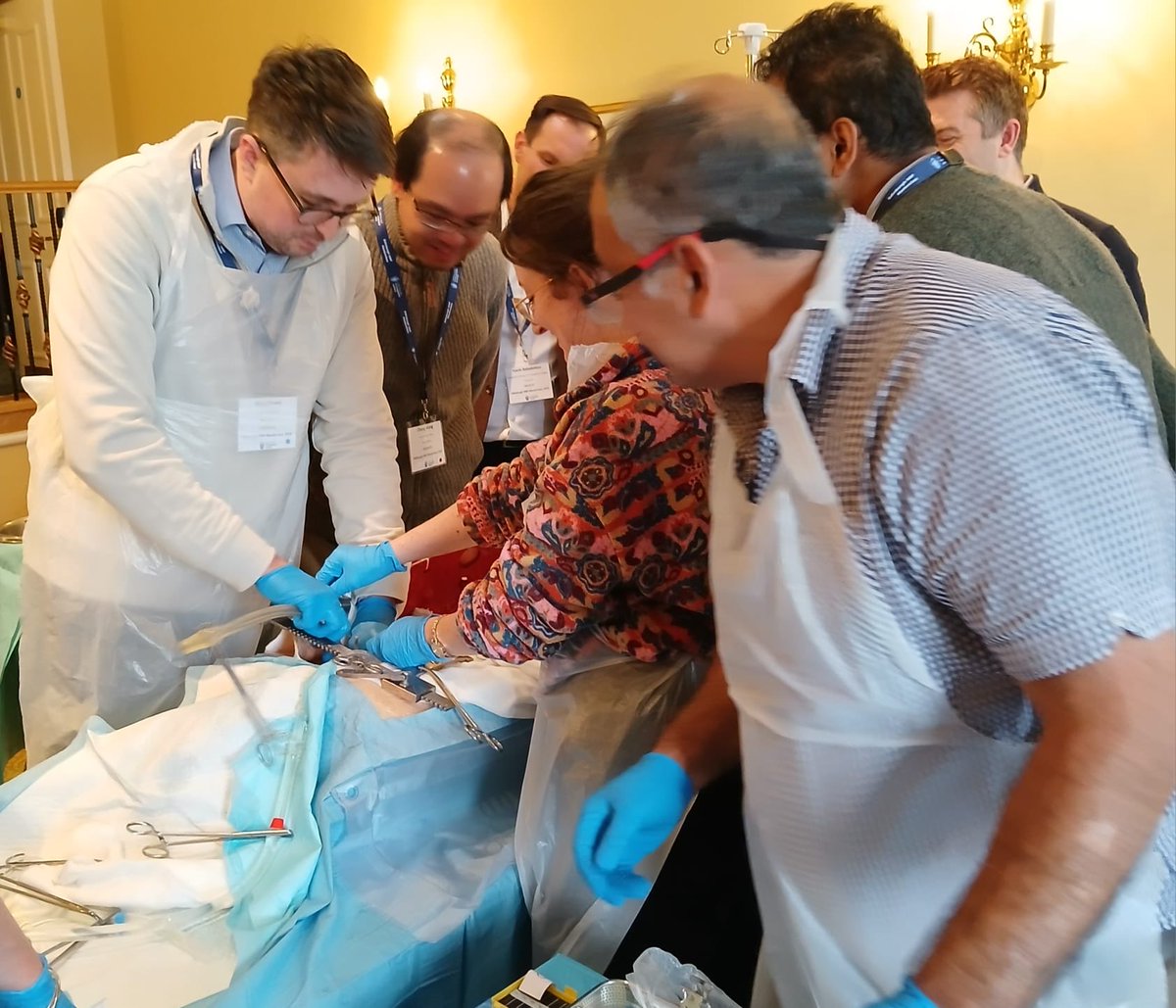 afshin6666's tweet photo. #NRPMasterclass Manchester team at simulation. Fully engaged 👏🏾Great Team ❤️@URTMRI @MFT_MRI @MRI_TEIR https://t.co/fea8QLJSwV