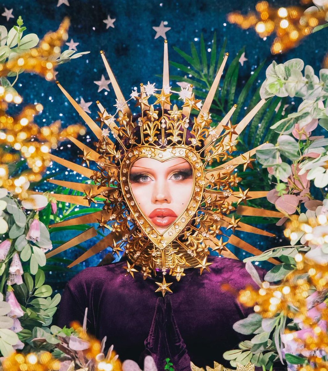 baebaewest's tweet photo. that all stars crown is hers… #DragRaceUK https://t.co/31wAEvWtE2
