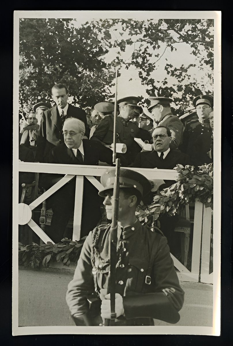 𝑵𝒖𝒆𝒗𝒐 𝒂𝒓𝒕𝒊́𝒄𝒖𝒍𝒐 
Sabrina Grillo presenta el análisis del término "retirada" durante la Guerra Civil Española y el exilio, destacando cómo las representaciones visuales, influyen en la memoria histórica y colectiva #Maskana <a href="/Investiga_UDC/">Vicerrectorado de Investigación</a>
doi.org/10.18537/mskn.…