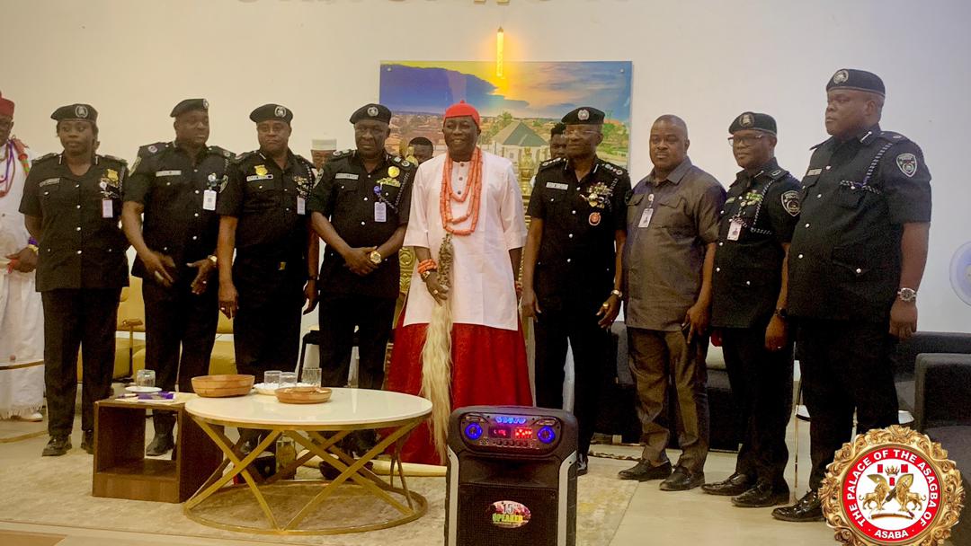 HRM. Obi Prof. Epiphany Azinge, SAN ⚖️ (@profeazinge) on Twitter photo The IG of <a href="/PoliceNG/">Nigeria Police Force</a> Kayode Egbetokun, PhD., on a working visit to Delta State this week, paid a courtesy visit to HRM.
The IGP who was on a first time visit to Asaba, noted that, traditional institutions are principal partners of Police in implementing major security policies... The IG of <a href="/PoliceNG/">Nigeria Police Force</a> Kayode Egbetokun, PhD., on a working visit to Delta State this week, paid a courtesy visit to HRM.
The IGP who was on a first time visit to Asaba, noted that, traditional institutions are principal partners of Police in implementing major security policies...