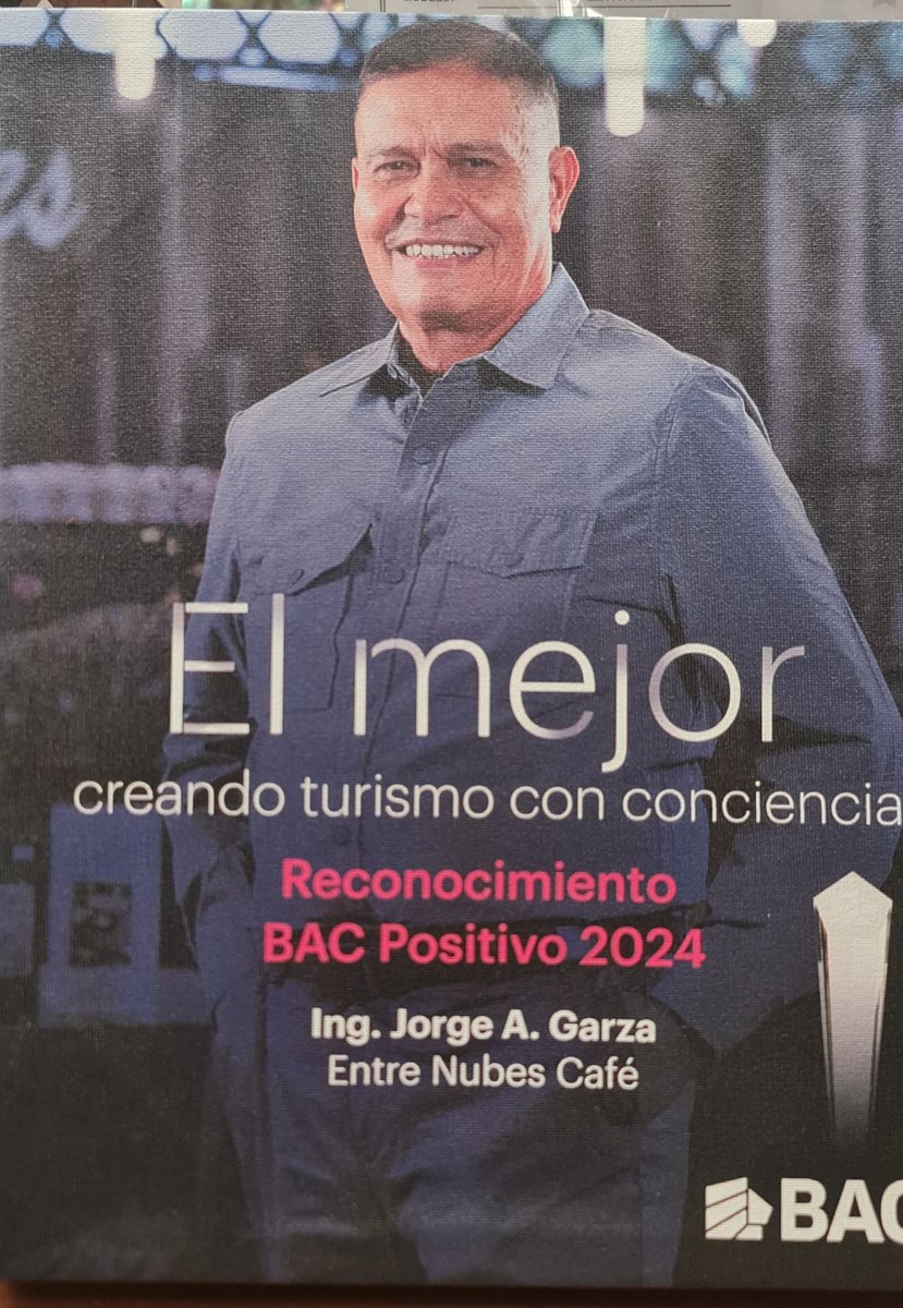 En3Nubes's tweet photo. Nos sentimos honrados por el reconocimiento de Empresario Neto Positivo de parte del BAC. 
Esto dice mucho del respeto a la naturaleza, a la reducción de la emisión de gases de efecto invernadero, al buen modelo agua y al apoyo de las comunidades vecinas.
Gracias BAC El Salvador https://t.co/SaO7bsGwEv