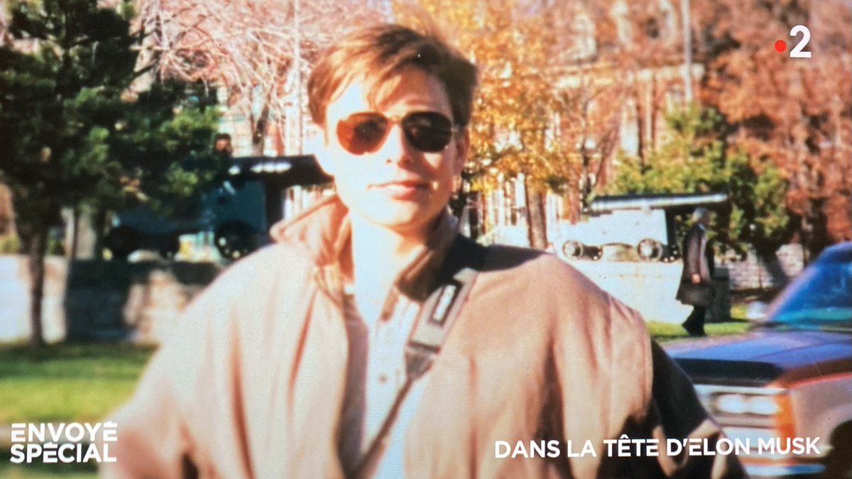 ElgaMarzou's tweet photo. Des photos inédites d’ @elonmusk : quand son père, qui vit en #AfSud raconte l’enfance du patron de X à @PierreMonegier #EnvoyeSpecial https://t.co/Iq8PEl2puF