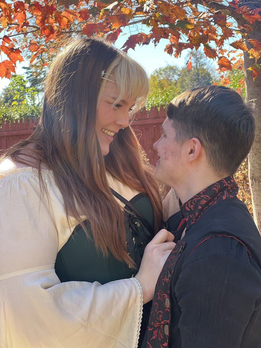 pandchilla's tweet photo. Happy Birthday to the most amazing wonderful handsomest caring kind funny silly goofy chaotic man I have ever meet and the love of my life💚🥰 https://t.co/Uo75Inl1gS