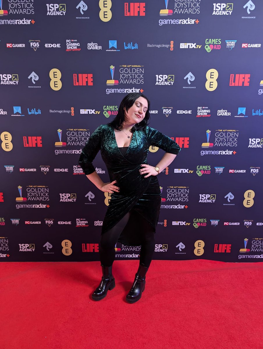 jazzgouldwilson's tweet photo. Fabulous night at the #GoldenJoystickAwards with my fellow @GamesRadar peeps 🥰 https://t.co/7YjkUxyTjA