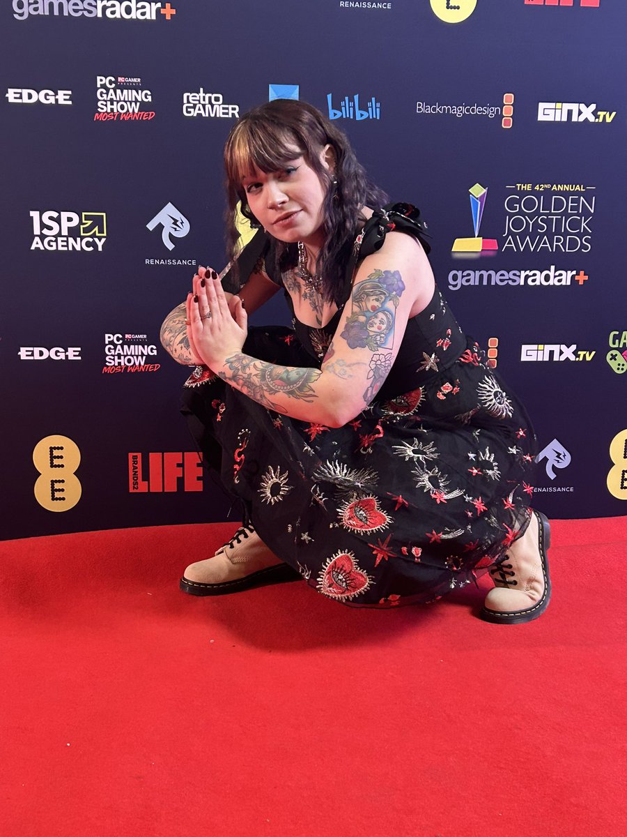 jazzgouldwilson's tweet photo. Fabulous night at the #GoldenJoystickAwards with my fellow @GamesRadar peeps 🥰 https://t.co/7YjkUxyTjA