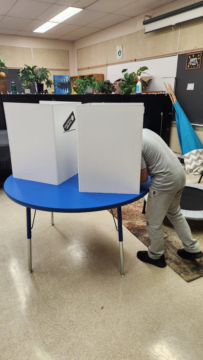 St Andrew School tweet media