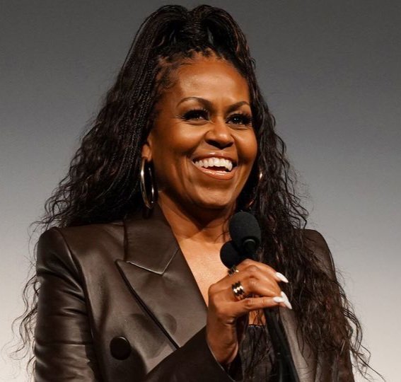 Red_Pill_US's tweet photo. 'Conspiracy theorists' sometimes say the CRAZIEST things, but do you REALLY think that Michelle Obama is a man? https://t.co/Cfj7kjiU6R